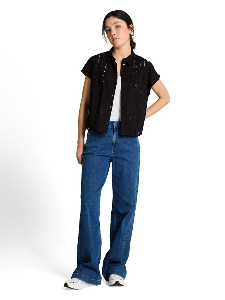 Bluse mit Lochstickerei