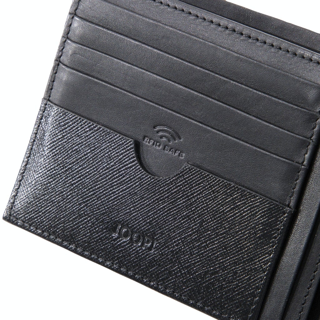 Pero Typhon Billfold H9
