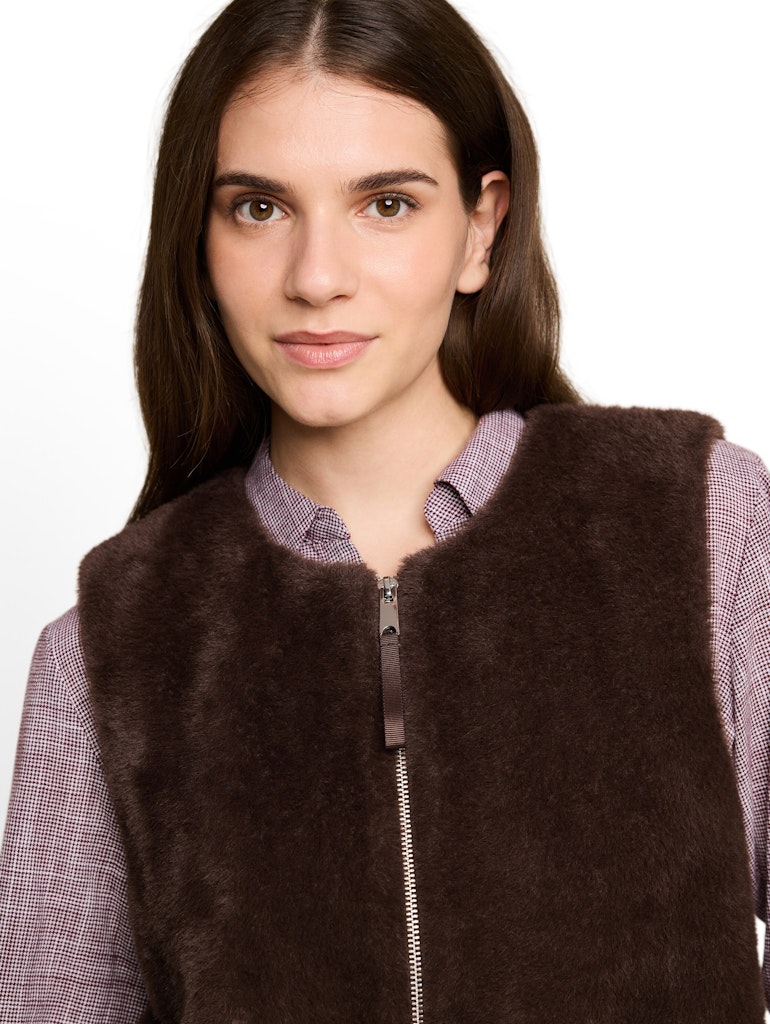 Teddy Weste mit Taschen