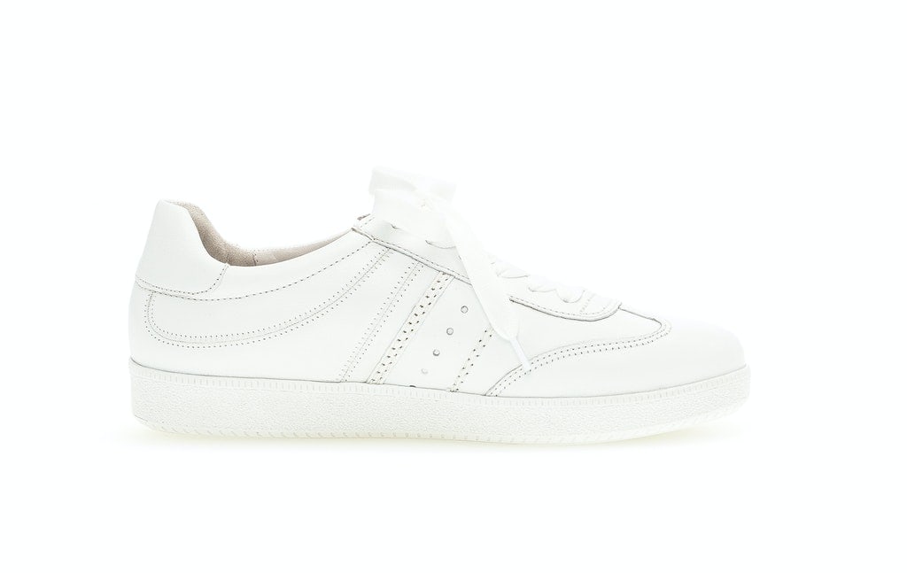 Sneaker low Materialmix Leder creme