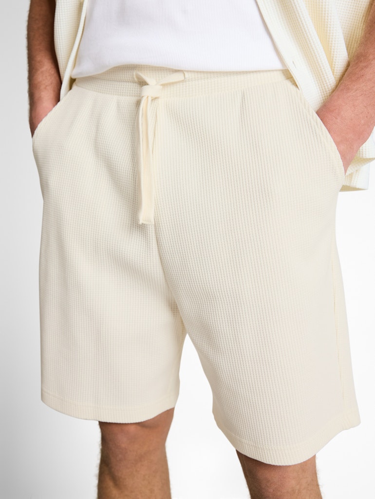 Relaxed Shorts mit Waffelstruktur