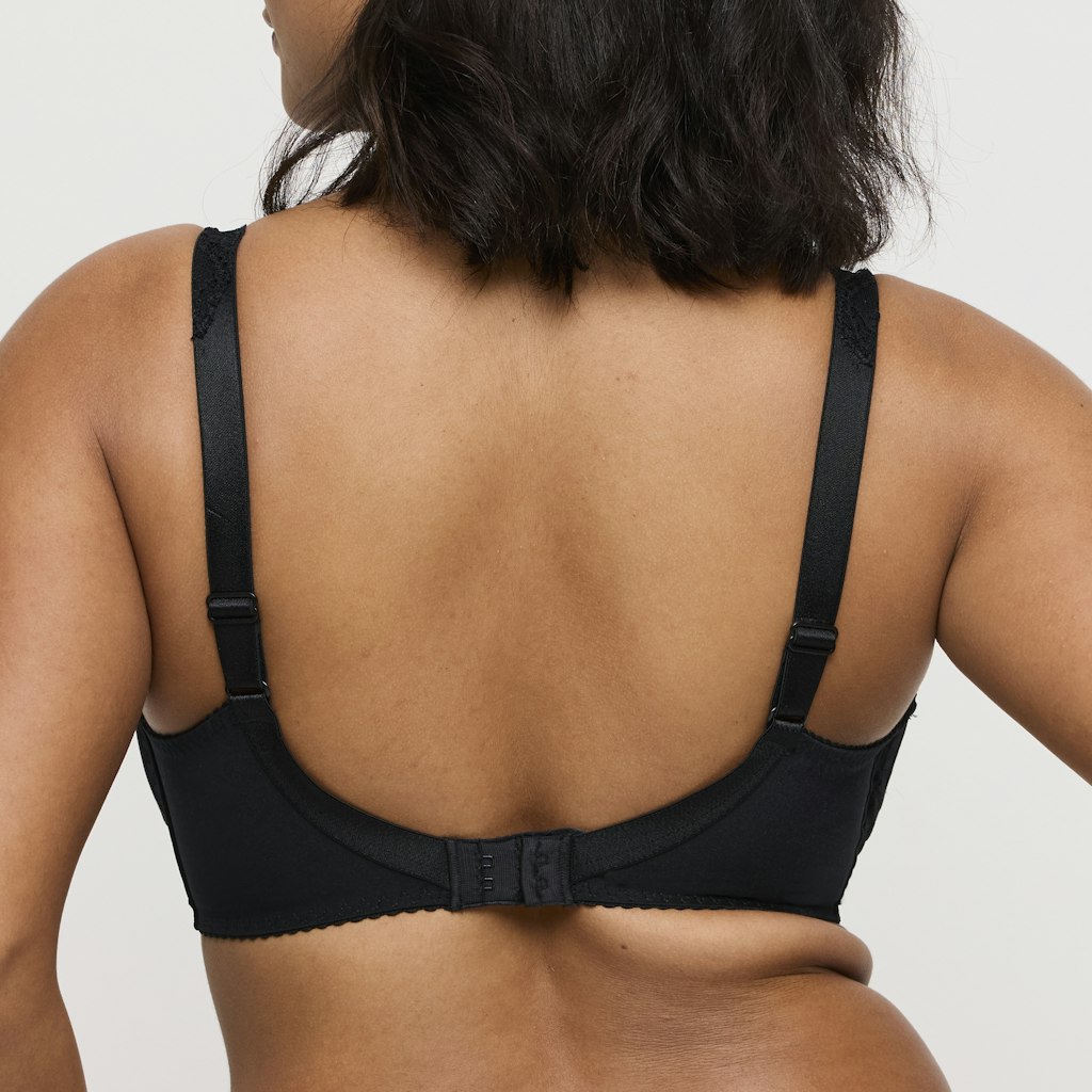 MADISON schwarz Vollschalen-BH