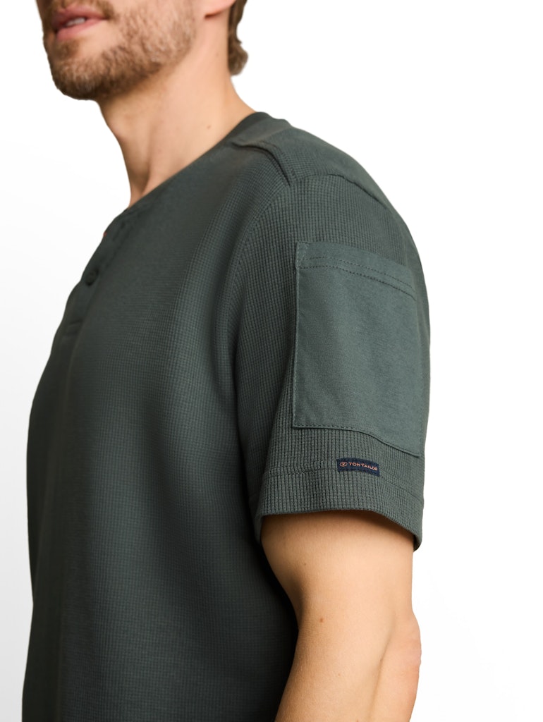 Henley T-Shirt mit Waffelstruktur