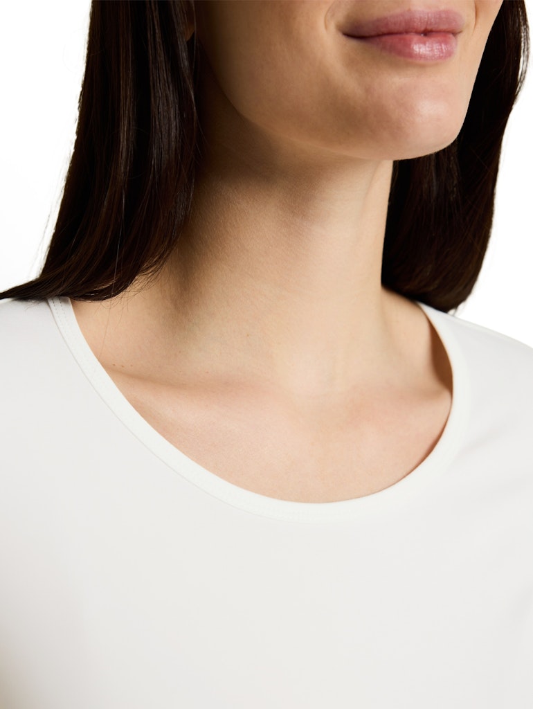 Basic T-Shirt mit Rundhalsausschnitt