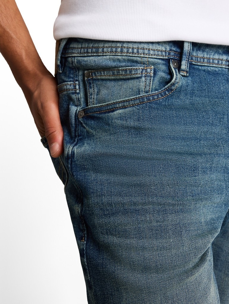 TTBRYDEN TAPERED Jeans