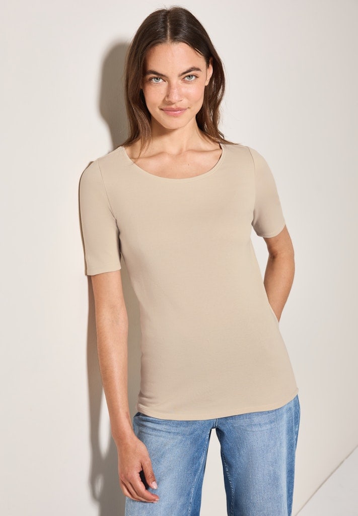 Basic T-Shirt mit Rundhals in Unifarbe