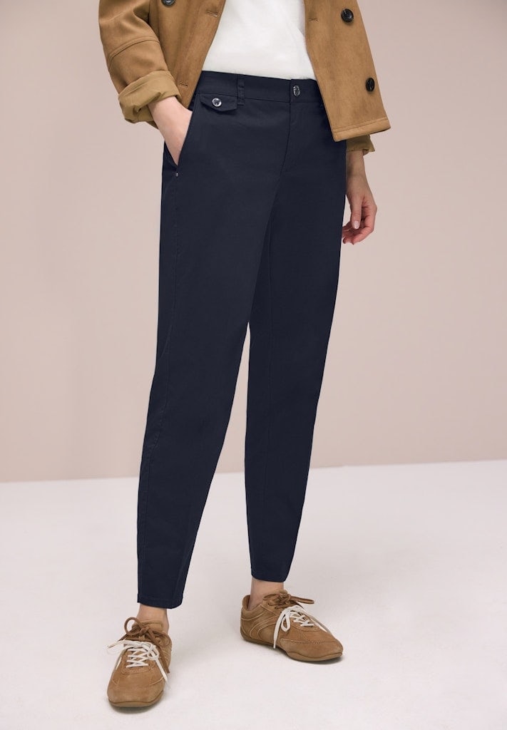 Chino im Casual Fit in softer Qualität