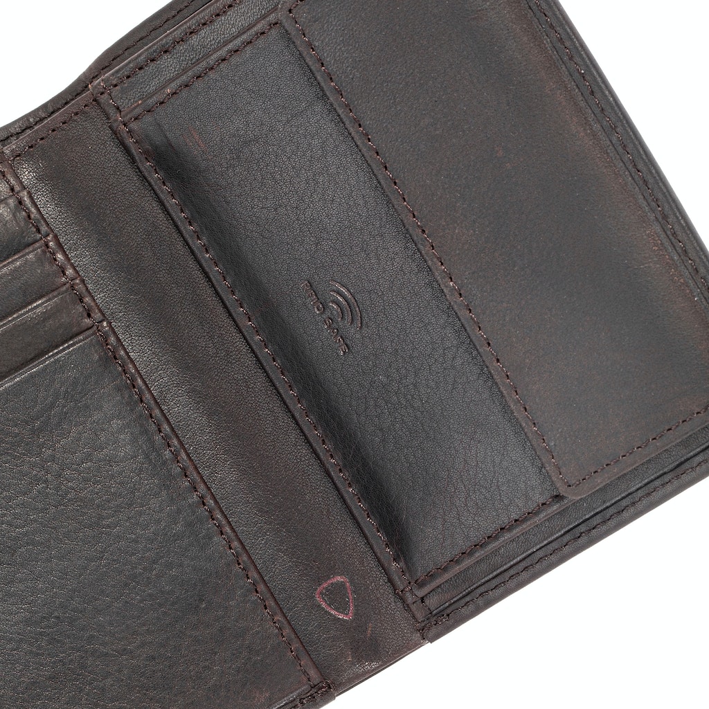 camden remy billfold v8