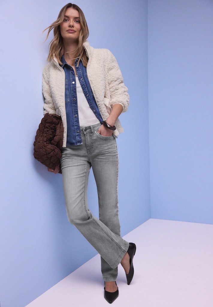 Bootcut Jeans