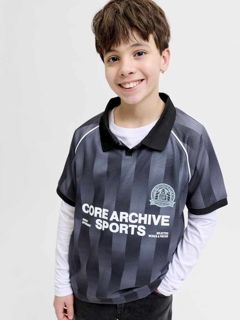 JCOBREEZE FOOTBALL AOP MESH TEE SS JNR