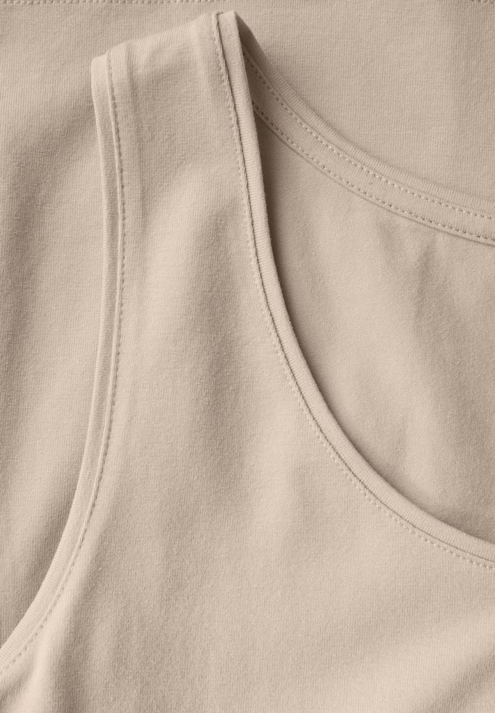 Basic Top mit Rundhals in Unifarbe