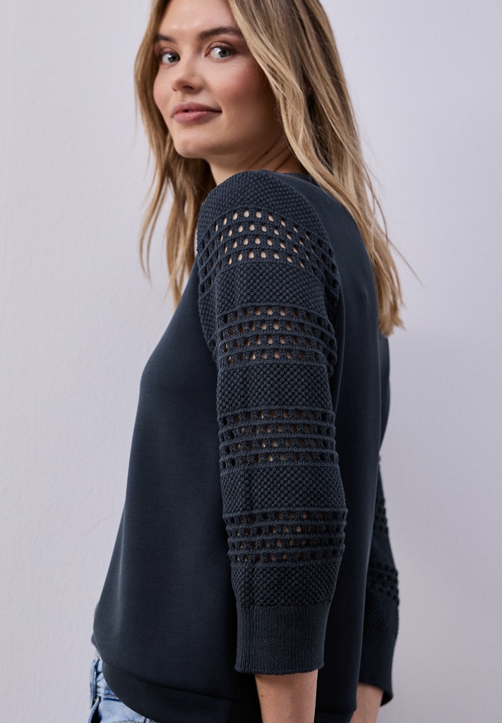 Shirt mit Lochmuster-Ärmeln