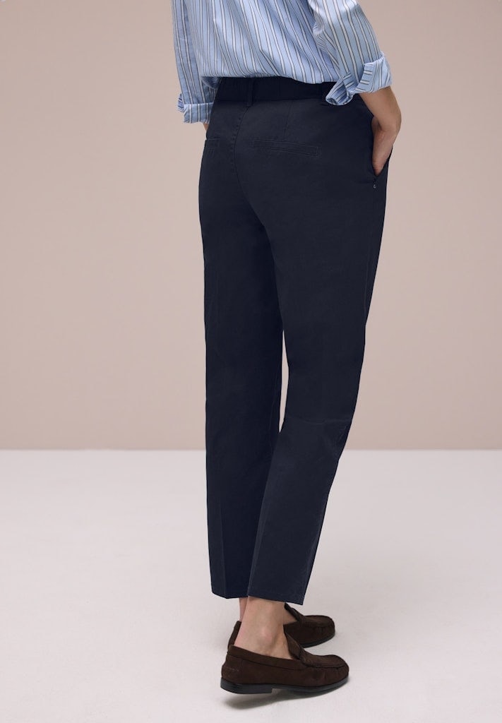 Chino im Casual Fit in softer Qualität
