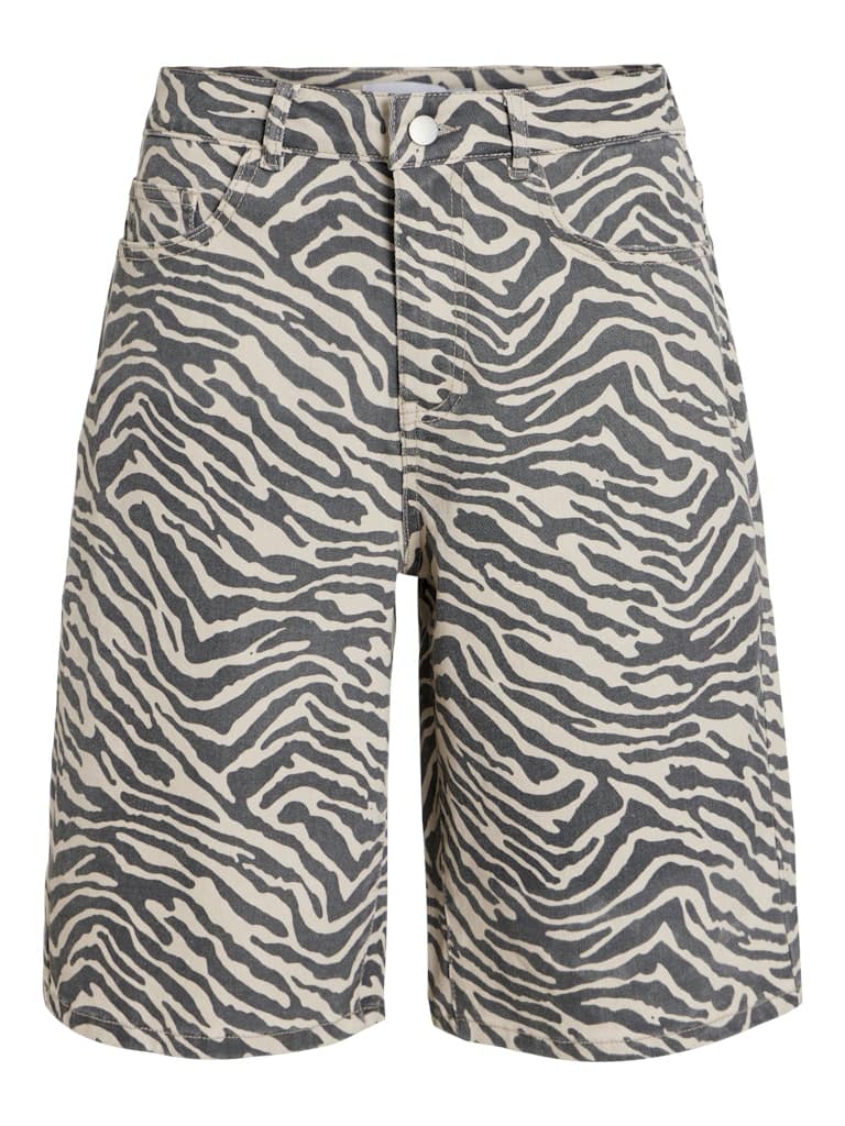 VICHIA HW LONG DENIM SHORTS