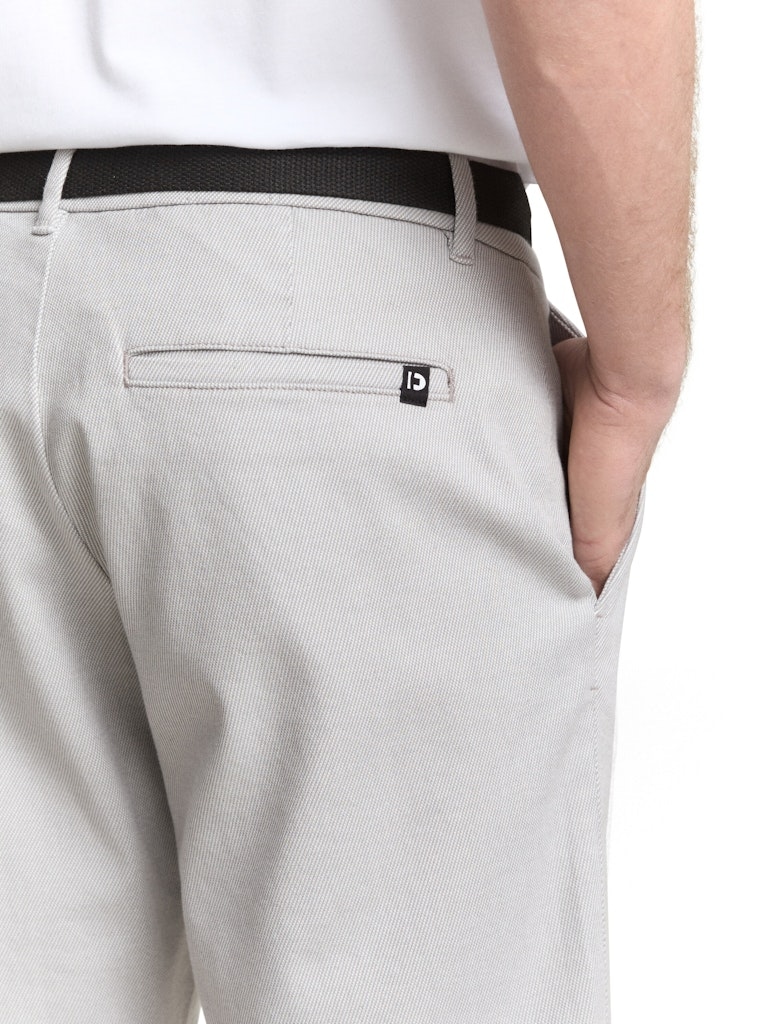 TTREGULAR Chino Shorts mit Gürtel