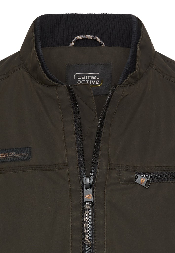 Leichte Bomberjacke mit Strickbund