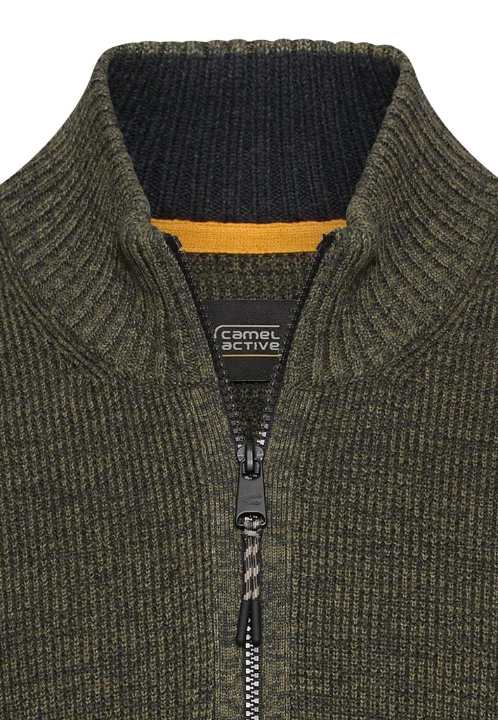 Kernige Strickjacke aus Baumwollgemisch