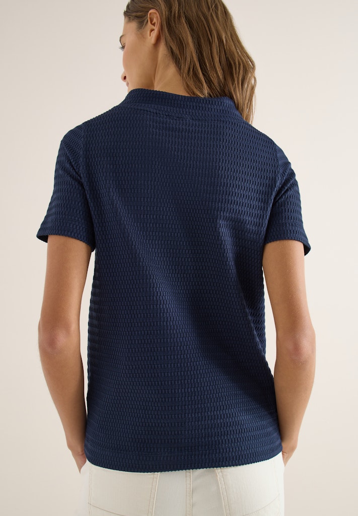 Shirt mit Funnel Neck im Two-Tone-Look