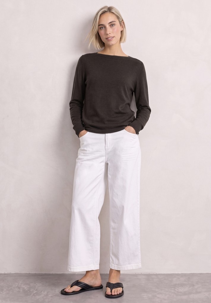 Basic Pullover mit U-Boot-Ausschnitt