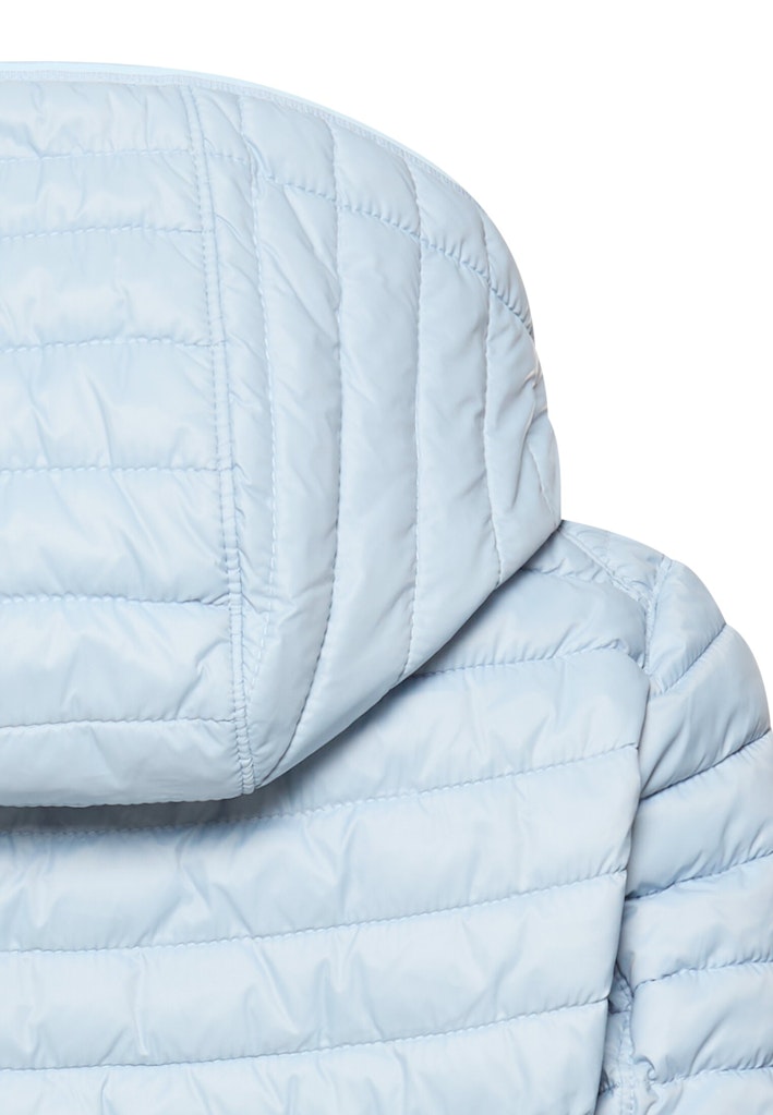 Leichte Steppjacke aus recyceltem Polyamid