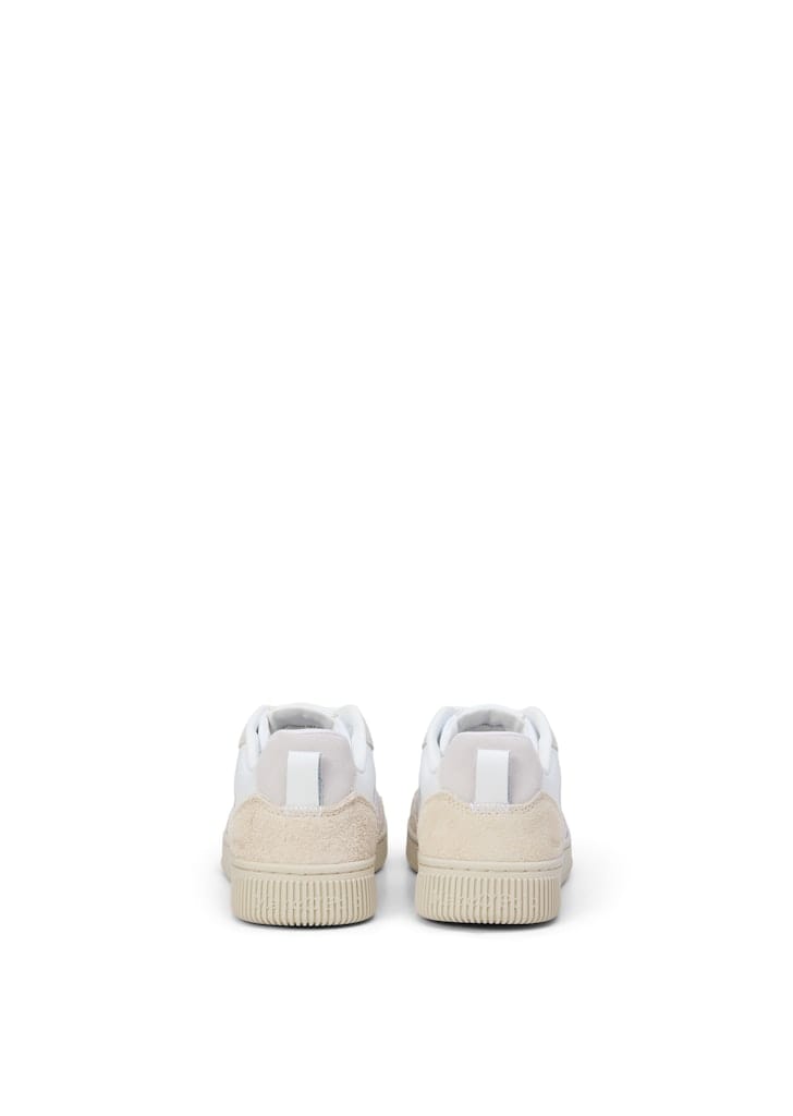 Sneaker Model Sandra