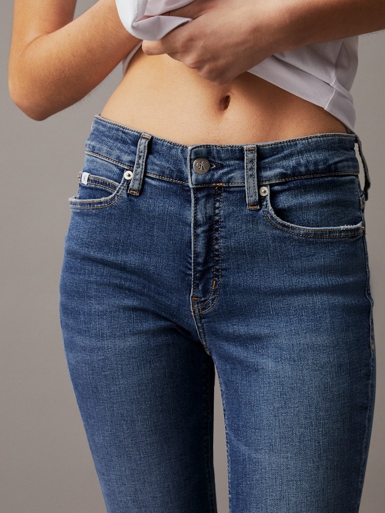 MID RISE SKINNY