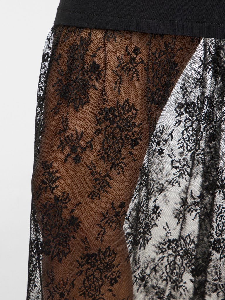 VIKATA S/S OVERSIZE LACE DRESS /LN