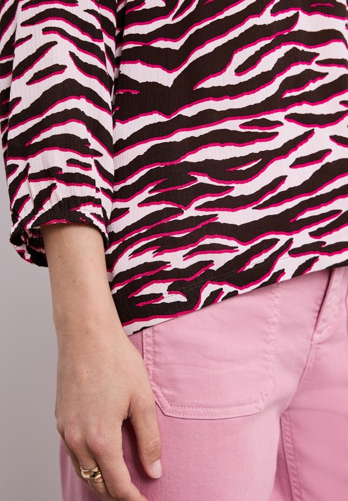 Shirt mit Split Neck und Strukturmix