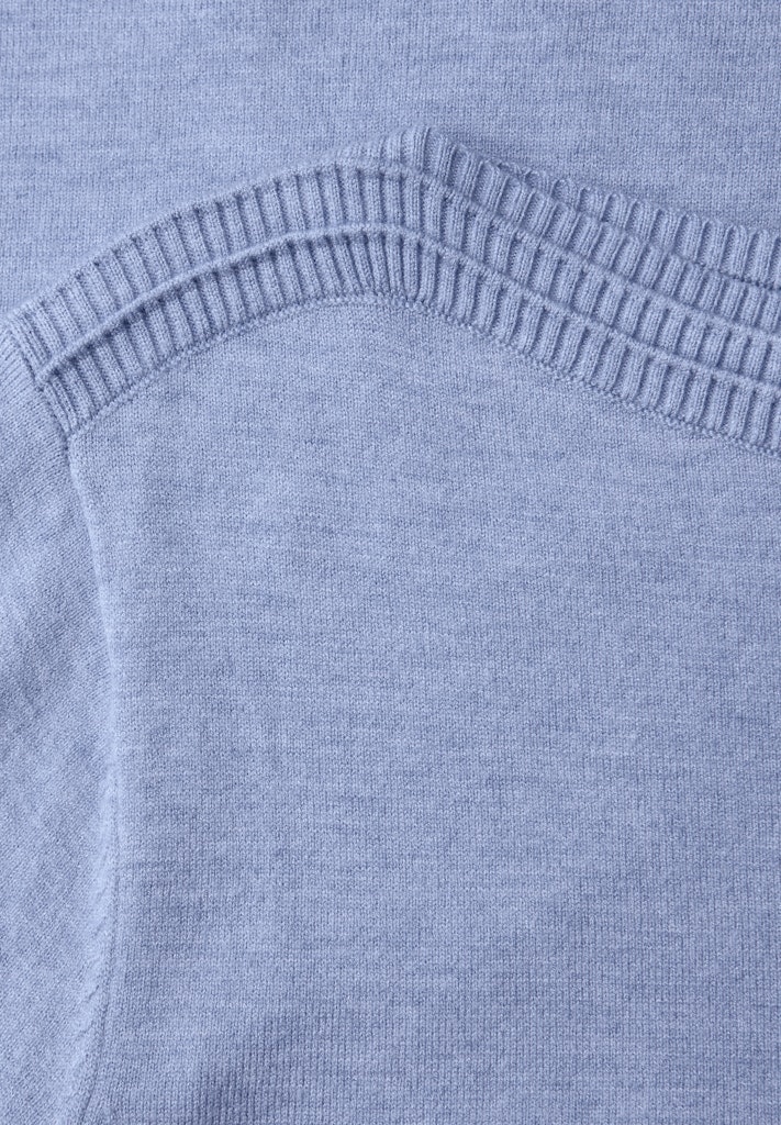 Basic U-Boot Pullover