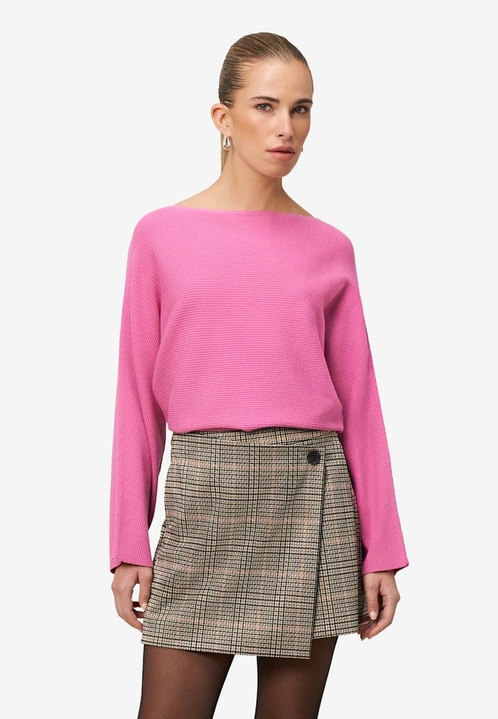 Strickpullover mit U-Bootausschnitt