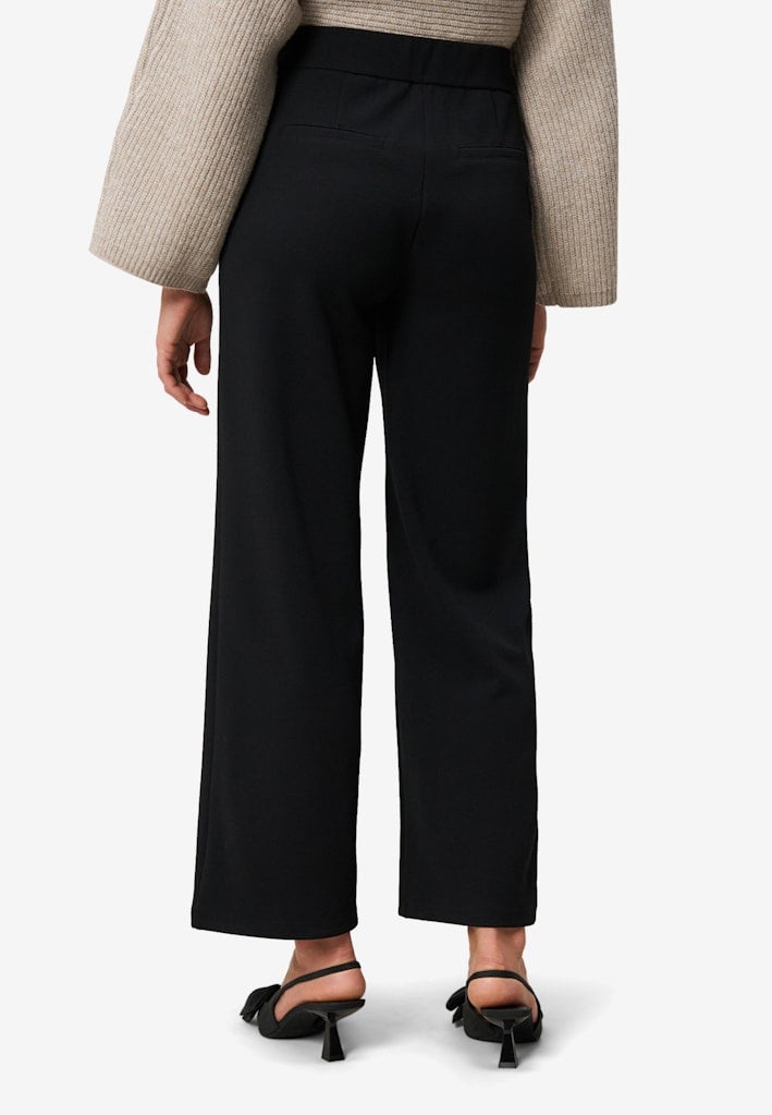 Basic-Hose in 7/8 Länge Malou