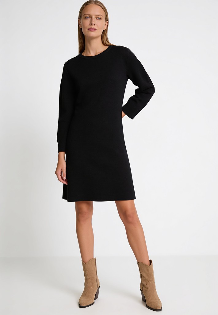 Strickkleid mit Rundhalsausschnitt