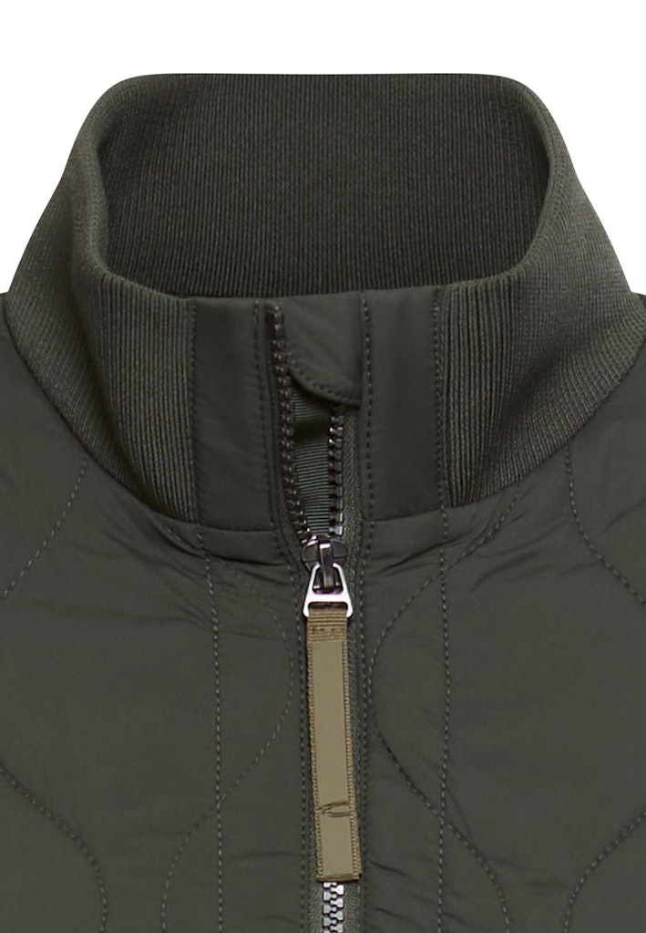 Steppjacke mit Taschen