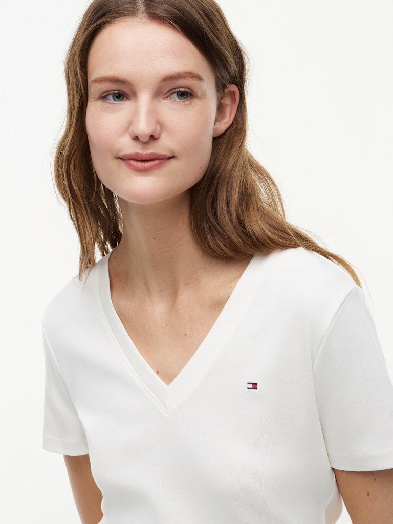 Flag Embroidery V-Neck Slim T-Shirt
