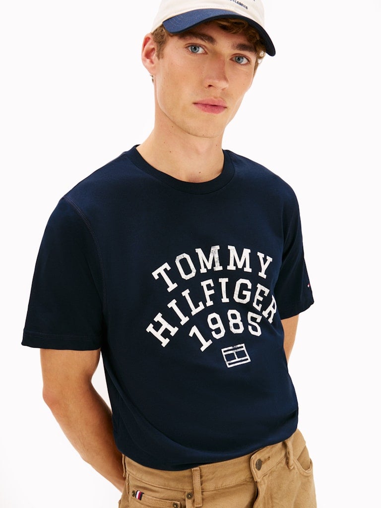 HILFIGER ARCH TEE