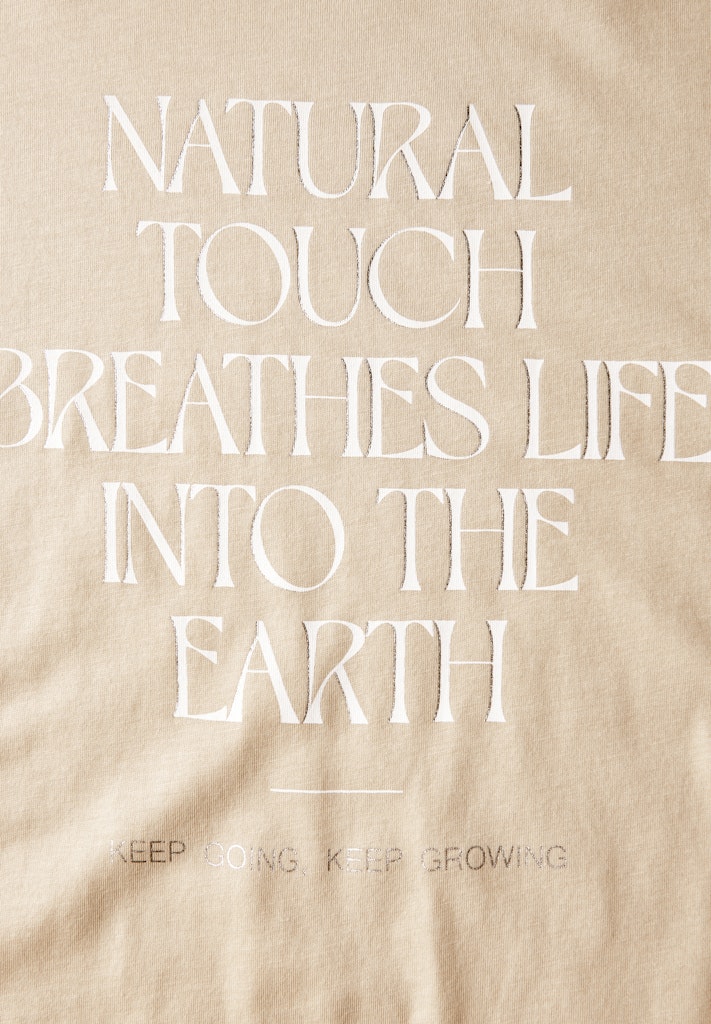 Shirt mit Wording Artwork
