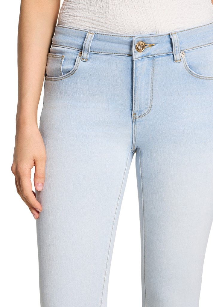 Basic-Jeans