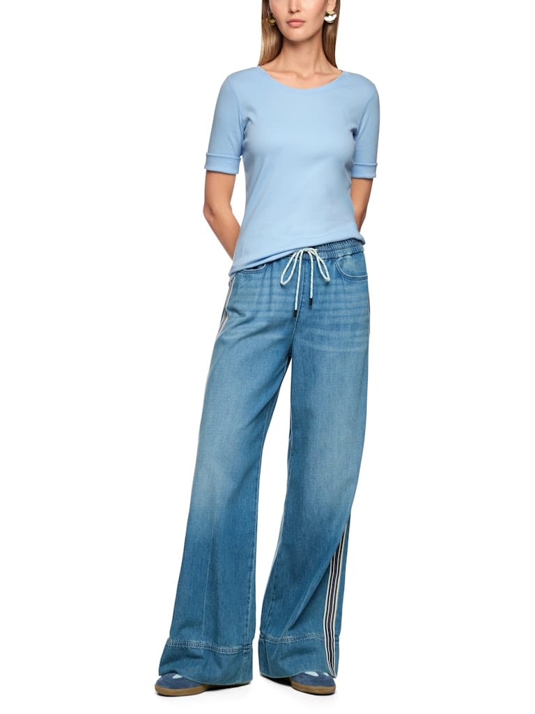 Schmal geschnittenes T-Shirt mit 3/4-Arm