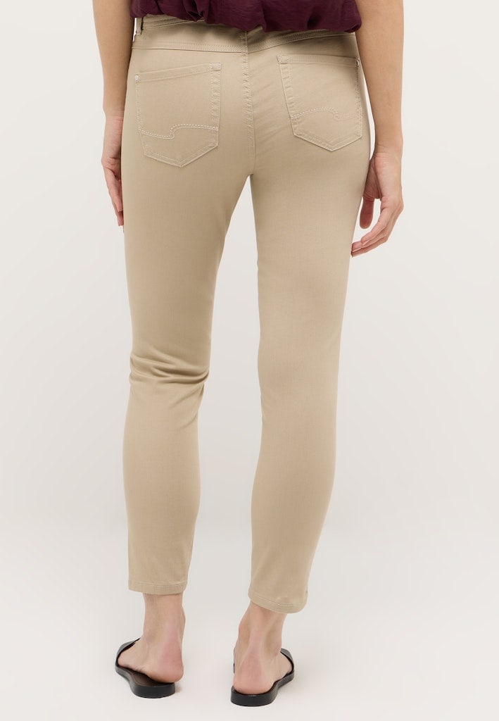 332680007-4845 ORNELLA