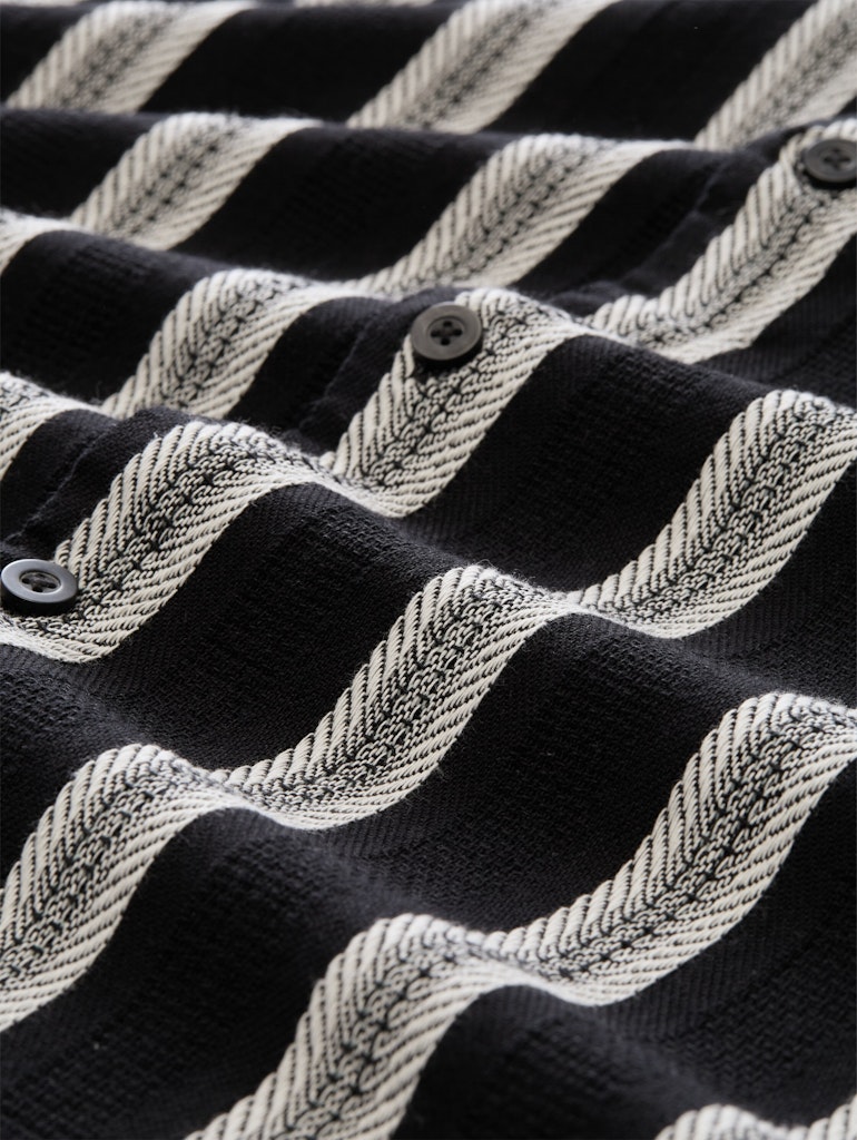 Loose Fit Kurzarmhemd mit Streifenmuster