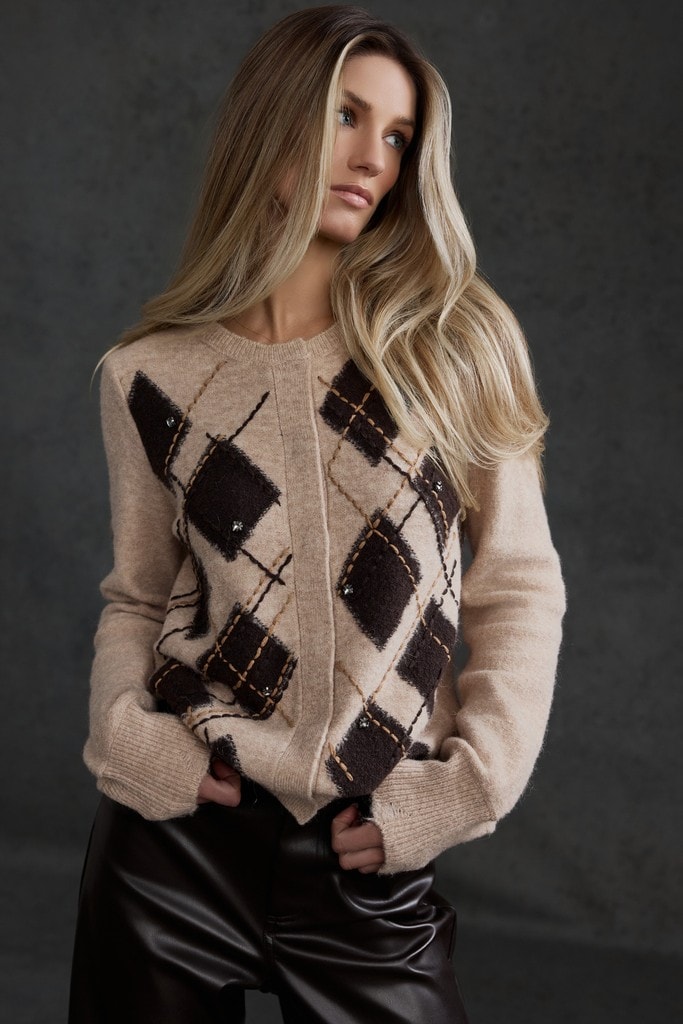 Strickjacke mit Rautenmuster
