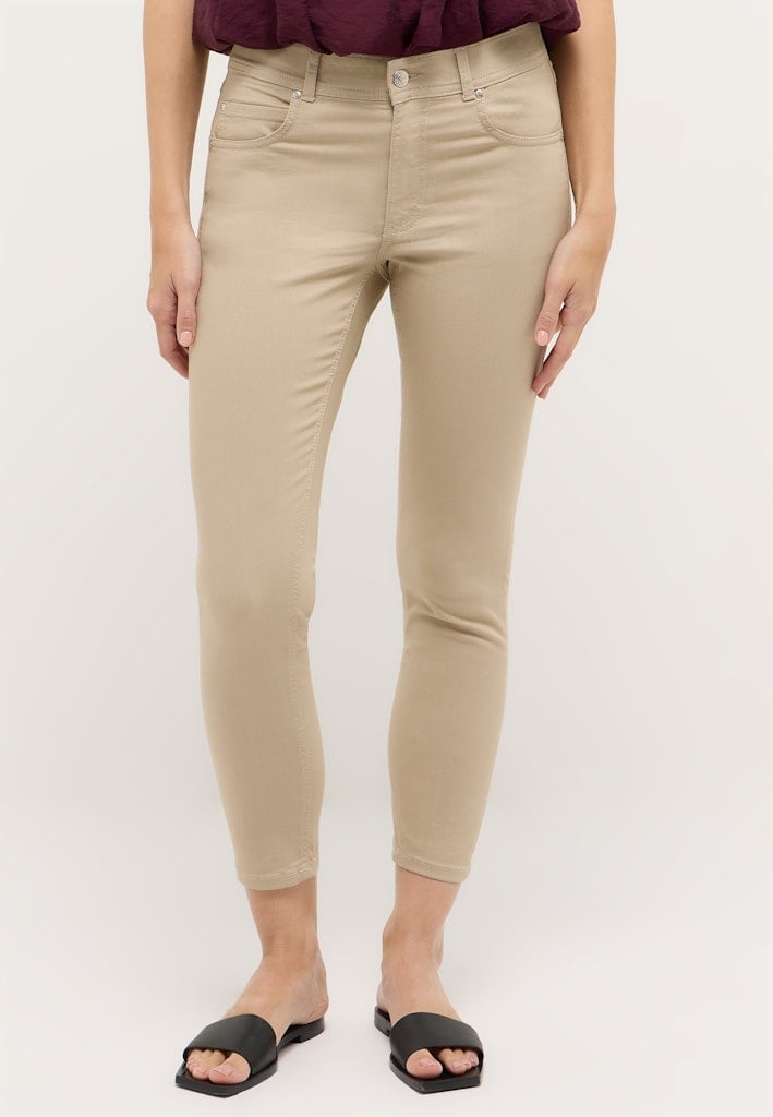 332680007-4845 ORNELLA