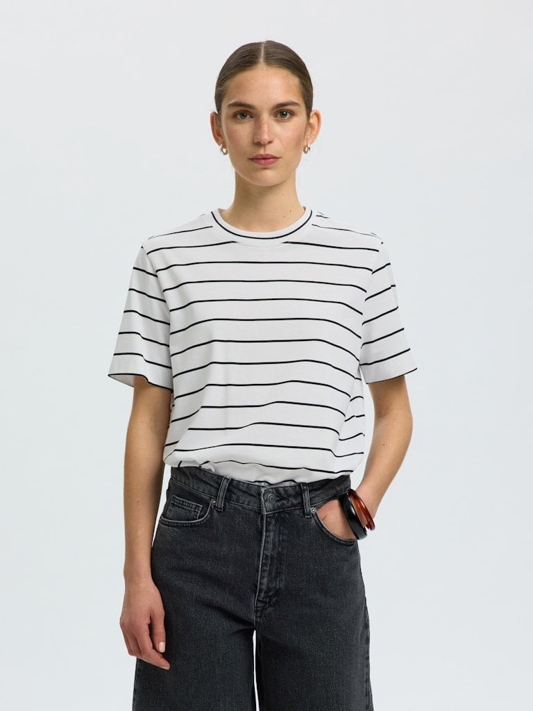 SLWESSENTIAL SS STRIPED BOXY TEE NOOS