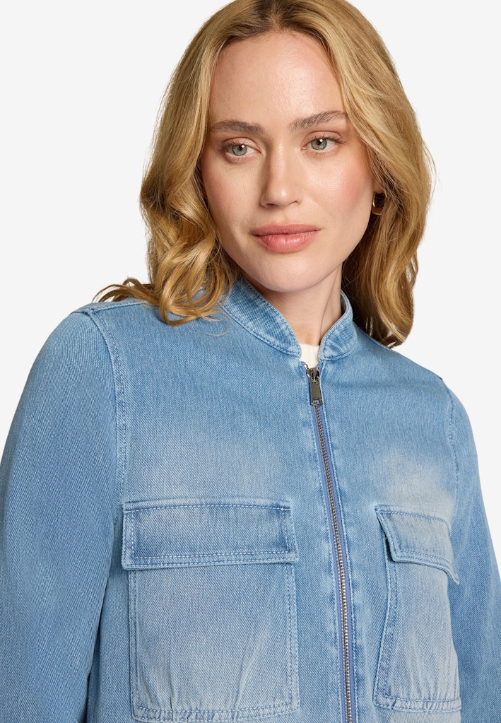 Jeansjacke mit Reißverschluss