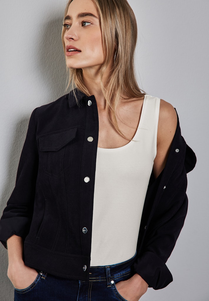 Basic Top mit Rundhals in Unifarbe