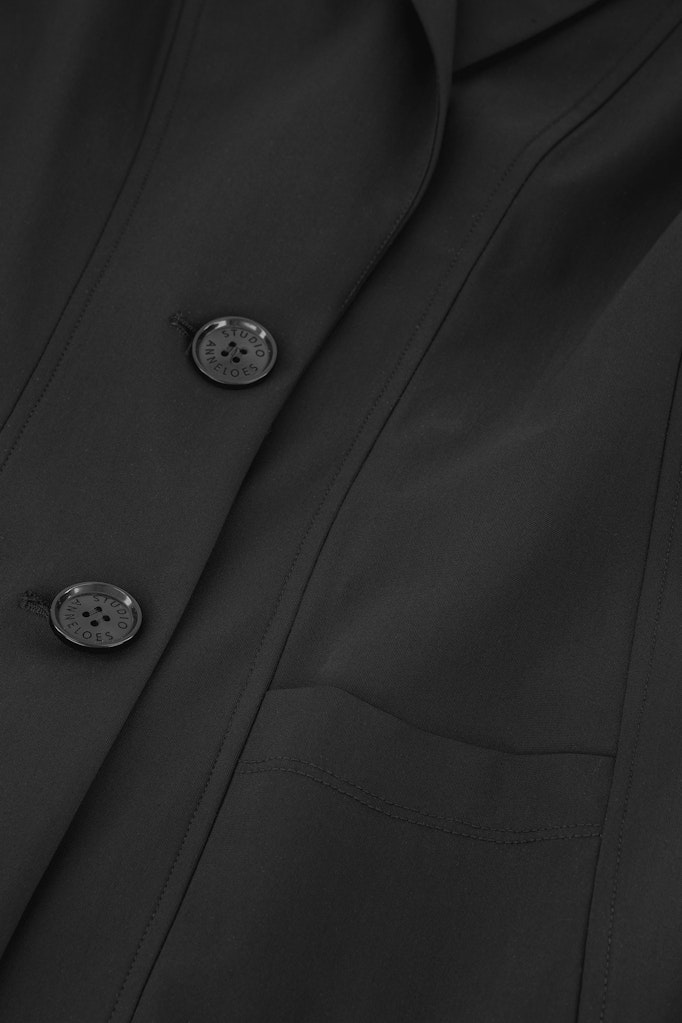 Clean blazer