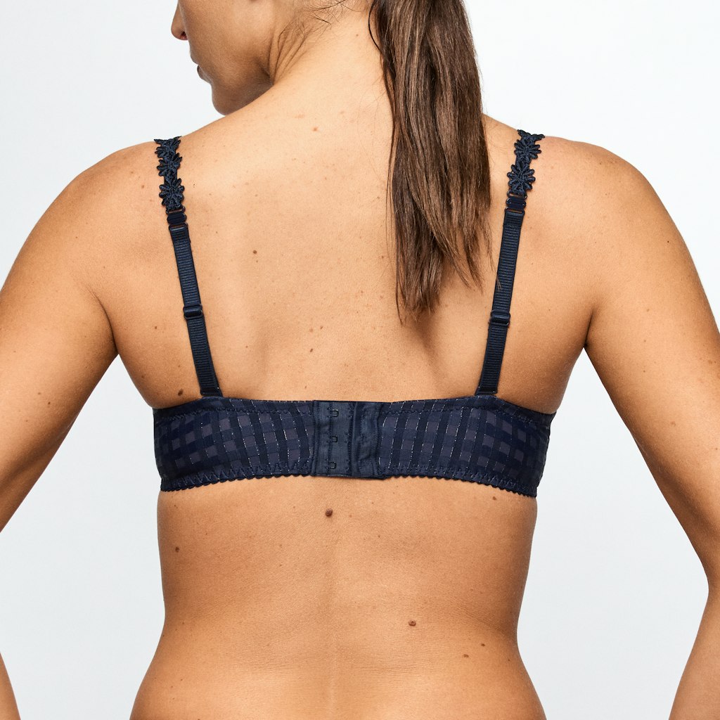 AVERO velvet blue Unterlegter BH Herzform
