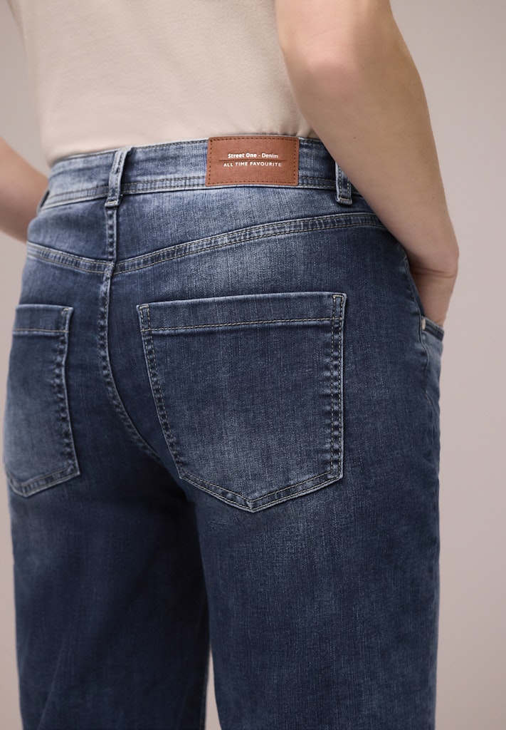 High Waist Wide Leg Jeans im Loose Fit