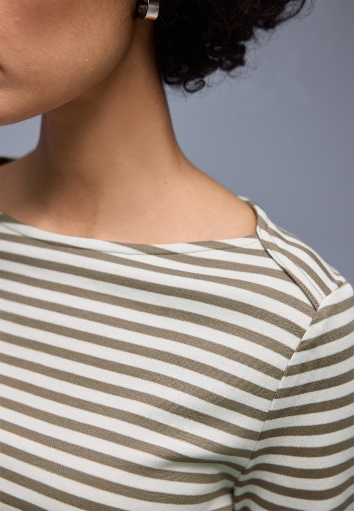 Gestreiftes T-Shirt