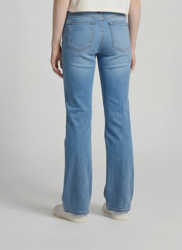 Flared Jeans mit Stretch